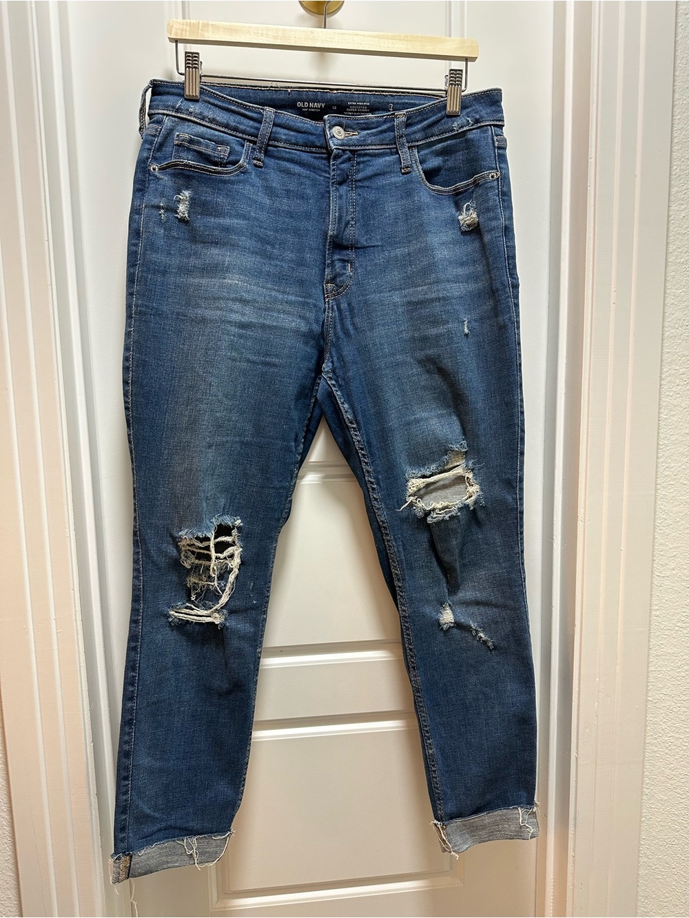 Old Navy Rockstar Super Skinny Distressed Jeans Size 12 Extra High Rise